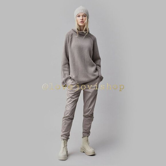 NWT! Kristensen Du Nord Grey Cotton Tapered Pants | Luxe Minimalism for Everyday - Picture 1 of 9